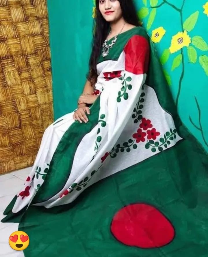 ডিসেম্বর এর হ্যান্ড প্রিন্ট শাড়ি