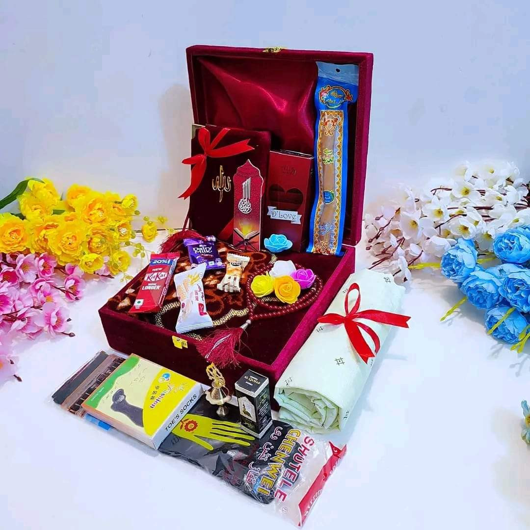 লাক্সারি ইসলামিক গিফট প্যাকেজ